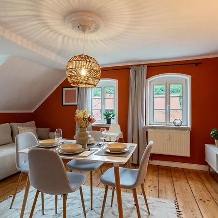 Moderne Ferienwohnung Mit Festungsblick Im Zentrum Königstein Exterior foto