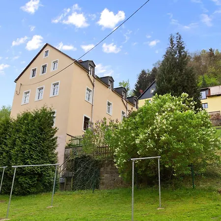 Moderne Ferienwohnung Mit Festungsblick Im Zentrum Königstein Exterior foto